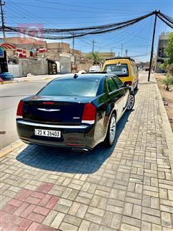 کرایسلەر 300